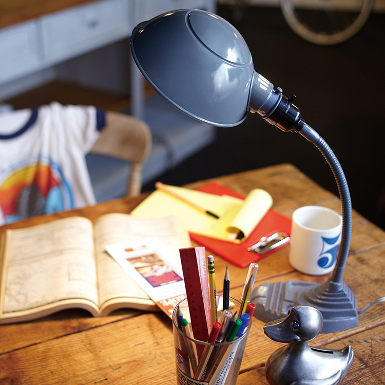 Old school-desk lamp DESKTOP LAMP | ARTWORKSTUDIO 公式オンライン