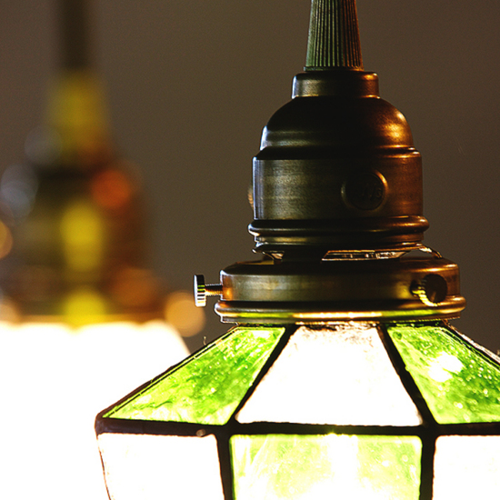 Stained glass-pendant Helm PENDANT LIGHT | ARTWORKSTUDIO 公式