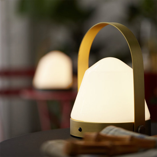 Caravan-LED lantern FLOOR LAMP | ARTWORKSTUDIO 公式オンラインショップ